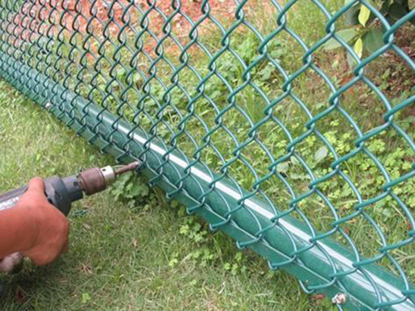 勾花護(hù)欄網(wǎng)圖片1 勾花護(hù)欄網(wǎng)圖片1