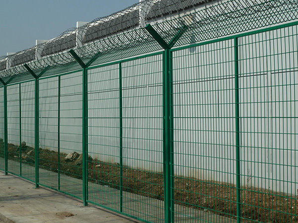 防攀爬防護(hù)欄圖片3