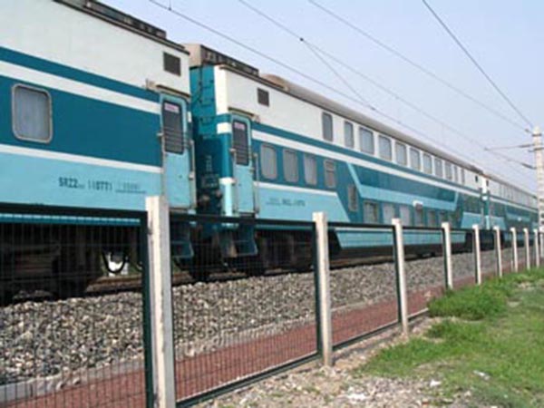 鐵路防護(hù)欄圖片3