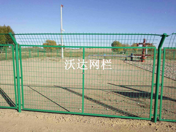 內(nèi)蒙古烏拉特中旗油井護(hù)欄網(wǎng)工程 內(nèi)蒙古烏拉特中旗油井護(hù)欄網(wǎng)工程