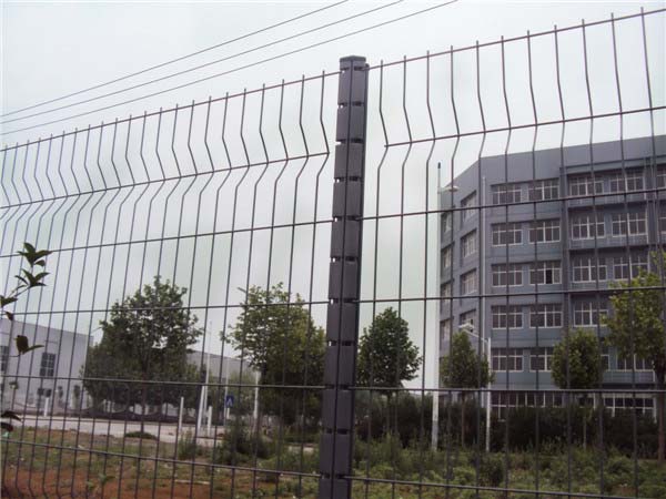 三角折彎護欄網(wǎng)圖片4 三角折彎護欄網(wǎng)圖片4