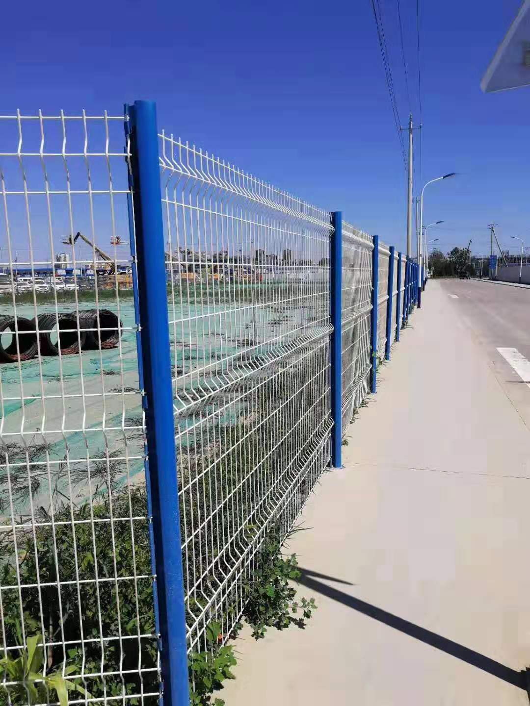 桃型柱護欄網(wǎng)圖片6 桃型柱護欄網(wǎng)圖片6