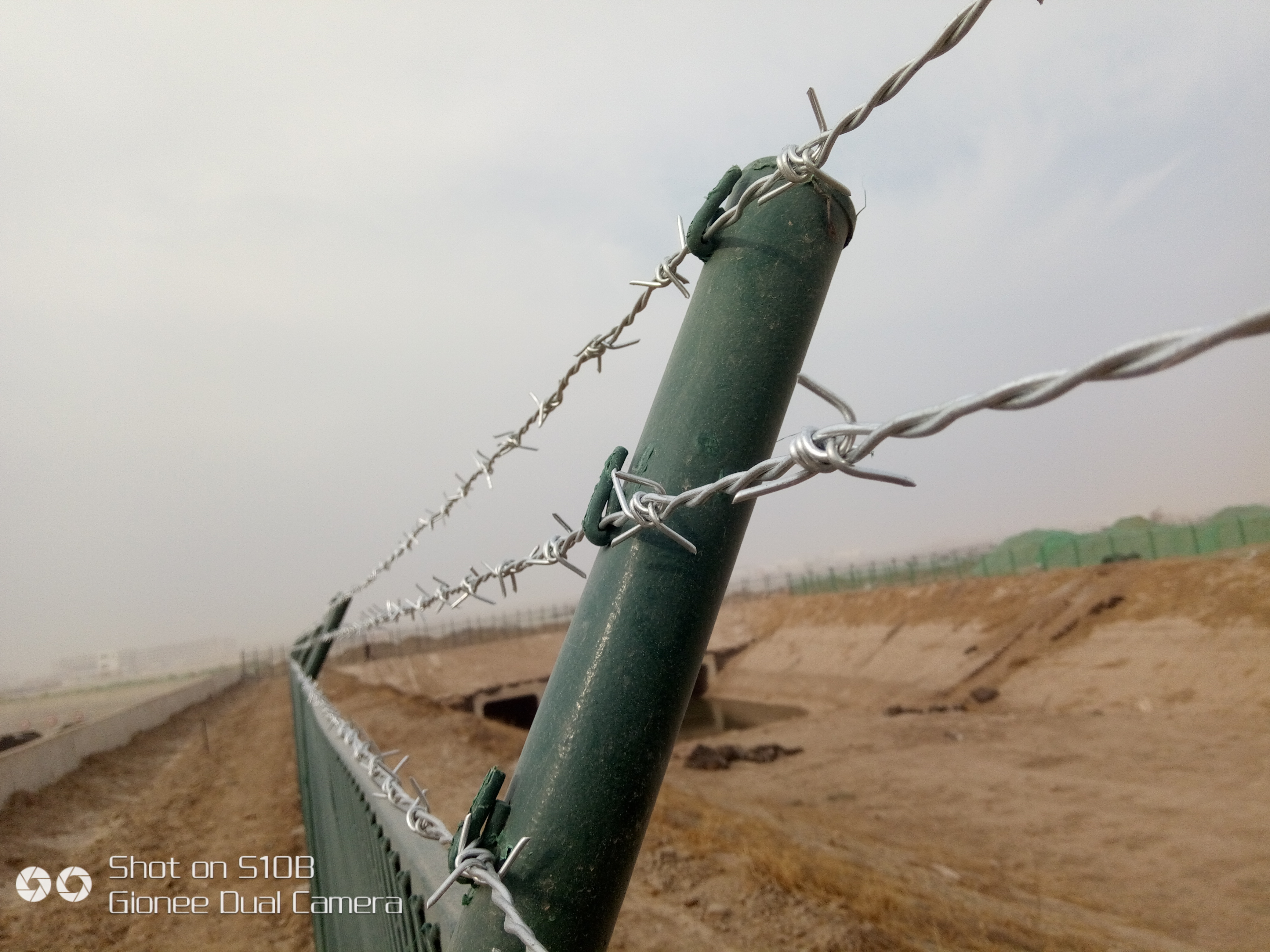 刺繩護(hù)欄網(wǎng)圖片3