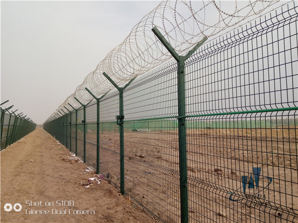 北京大興機(jī)場飛行區(qū)圍界鐵絲網(wǎng)圖片2