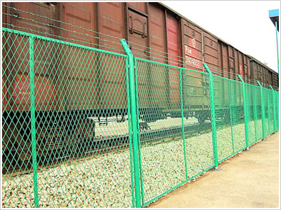 鐵路護(hù)欄網(wǎng)
