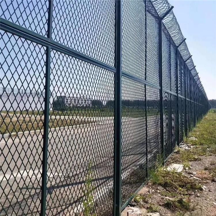 監(jiān)獄防攀爬金屬隔離網(wǎng) 監(jiān)獄防攀爬金屬隔離網(wǎng)