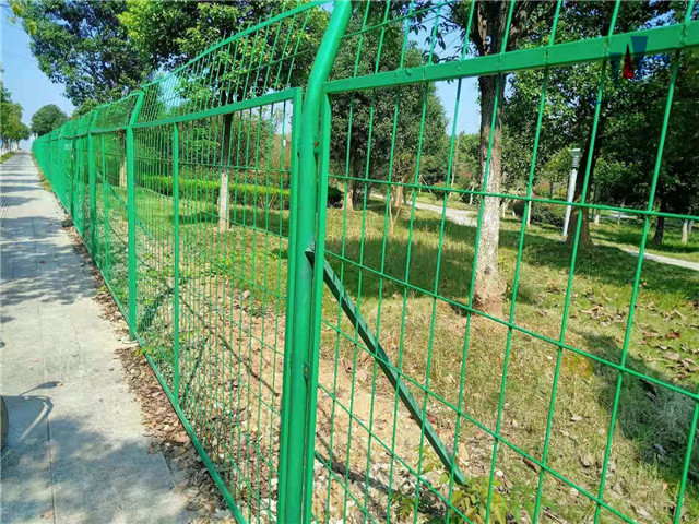 公路隔離柵 公路隔離柵