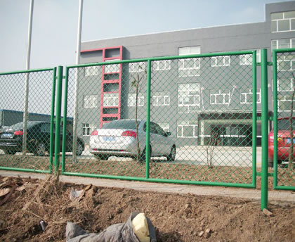廠區(qū)隔離網(wǎng)圖片2 廠區(qū)隔離網(wǎng)圖片2